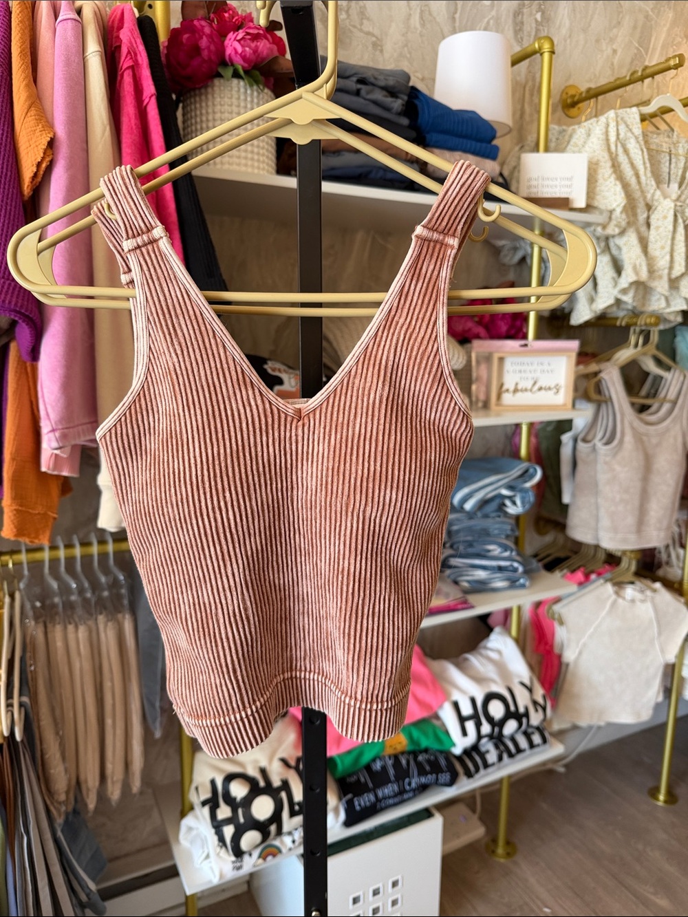 Zenana Outfitters Ribbed V‑Neck Tank Top in Dusty Rose Pink